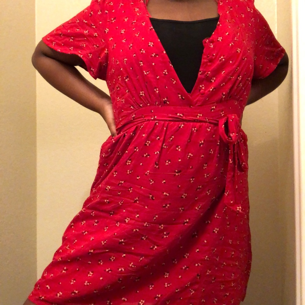 Red flower pattern dress